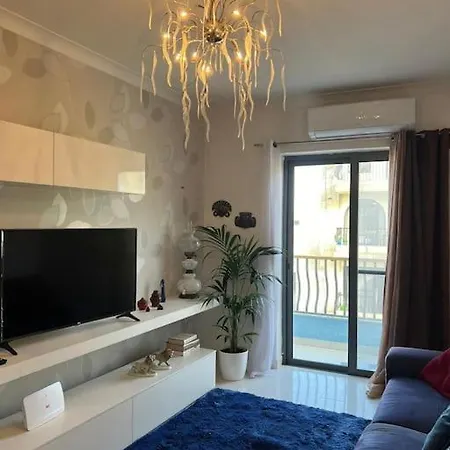 2 Bedroom Apartment - 5 Mins From The Sea St. Paul's Bay Exterior photo