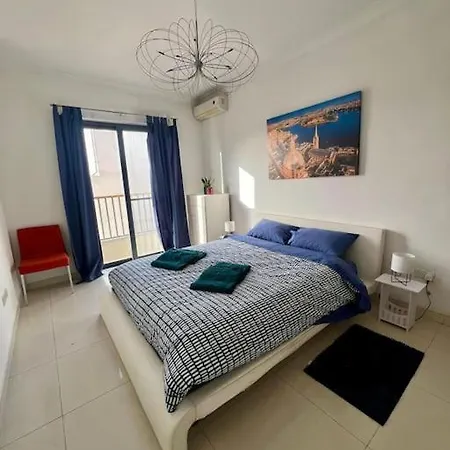 2 Bedroom Apartment - 5 Mins From The Sea St. Paul's Bay Exterior photo